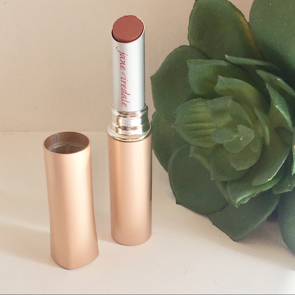 PureMoist Lipstick • Sharon